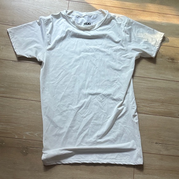 Men's White Shirt Acclimate Dry USA Technology XGO Size Large - Picture 1 of 6